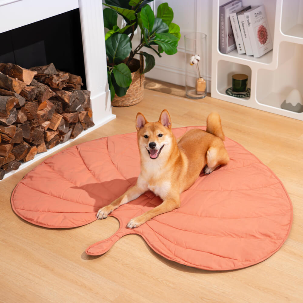 Pet bed Leaf print  - lounge rug Middlepet™