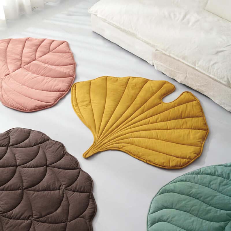 Pet bed Leaf print  - lounge rug Middlepet™